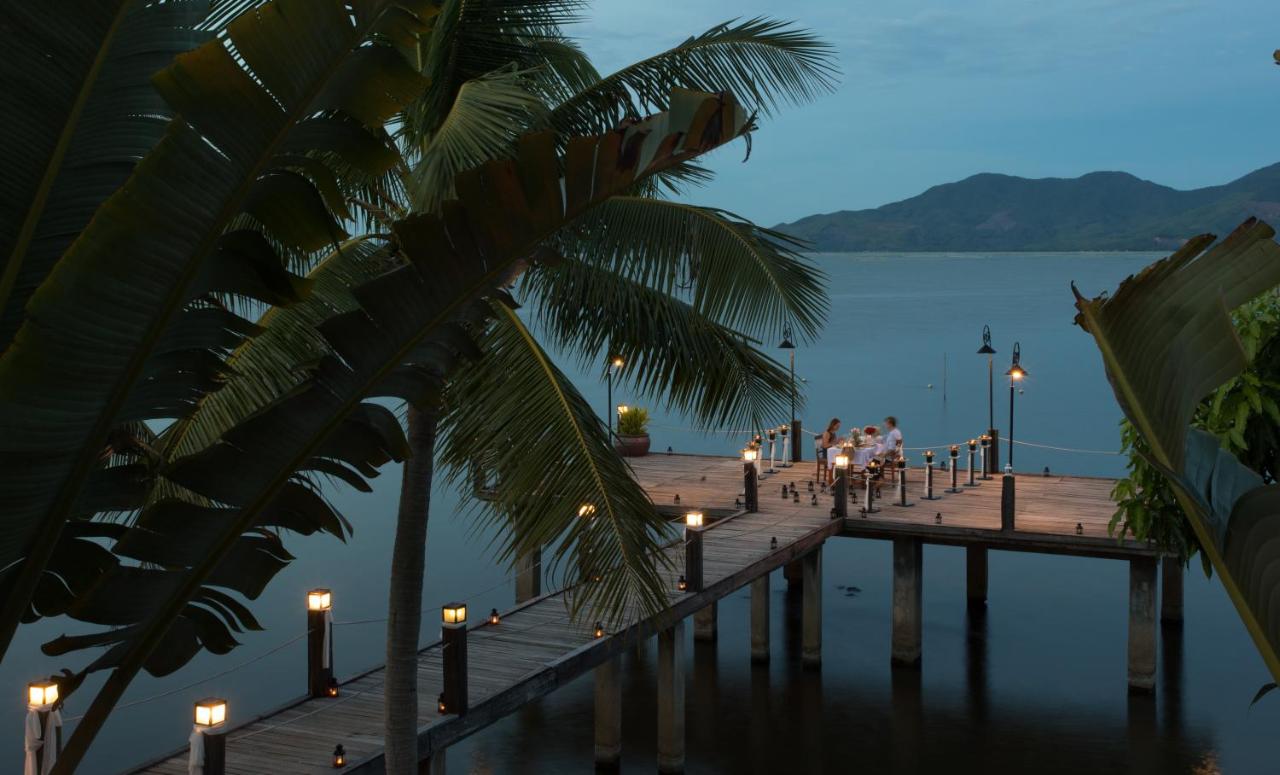 dau-tu-Vedana-Lagoon-Resort-Hue